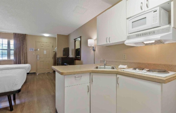 Extended Stay America Select Suites - Columbia - Ft. Jackson image 18