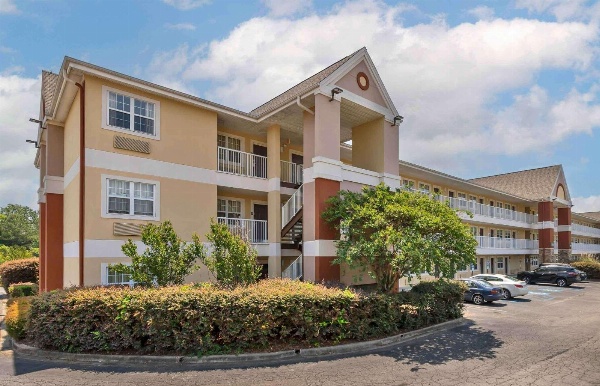 Extended Stay America Select Suites - Columbia - Ft. Jackson image 2