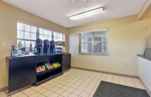 Extended Stay America Select Suites - Columbia - Ft. Jackson image 6